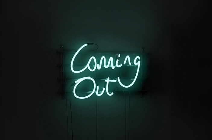 coming-out.jpg (21 KB)