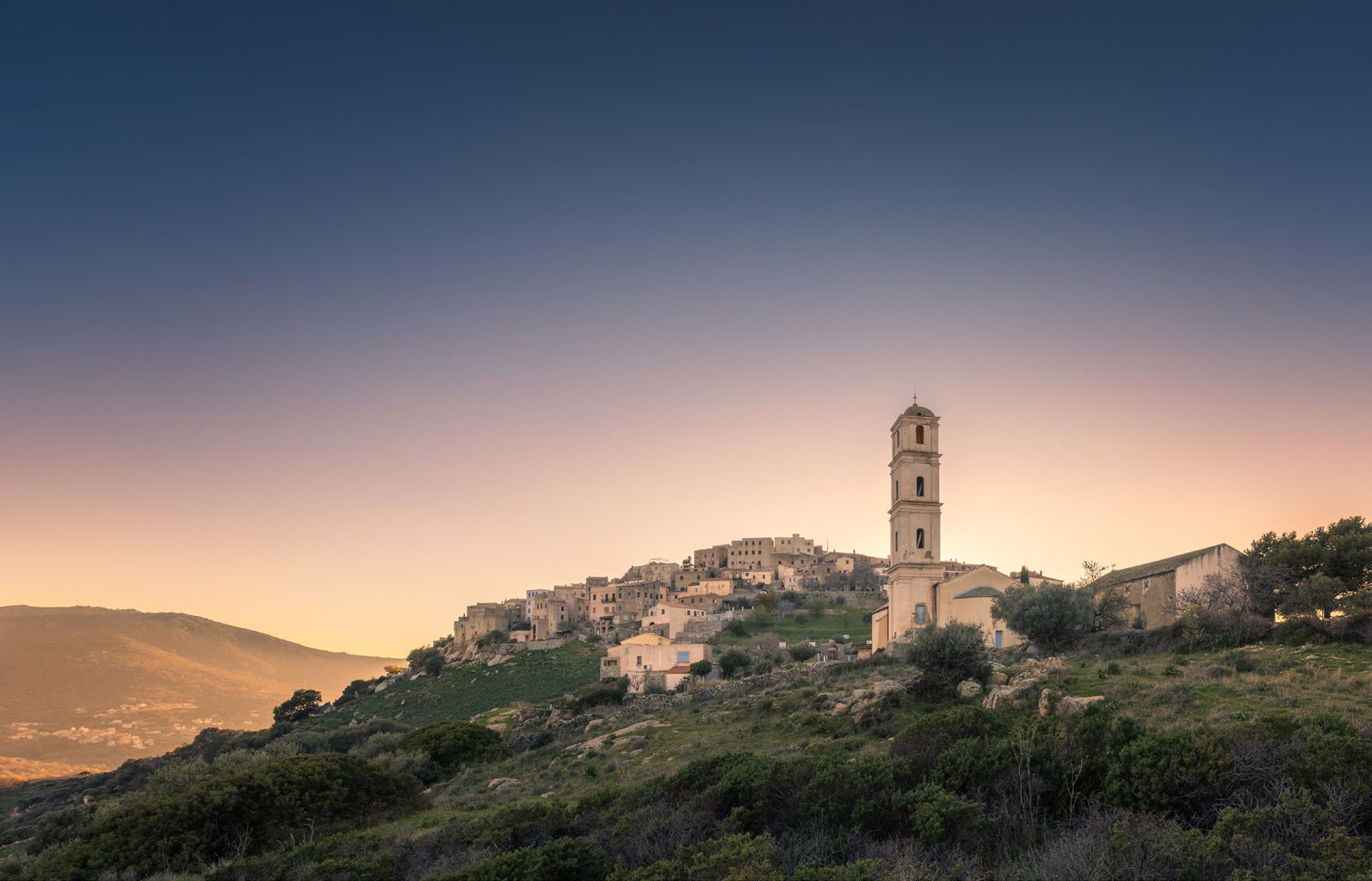 corsica-3.jpg (609 KB)