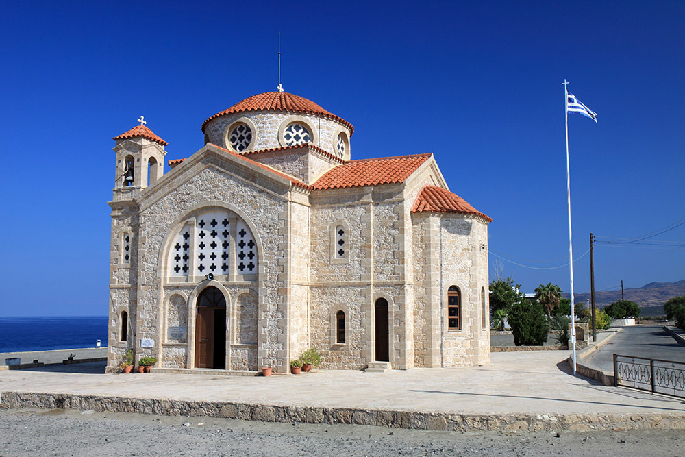greek-church-building-in-cyprus.jpg (231 KB)